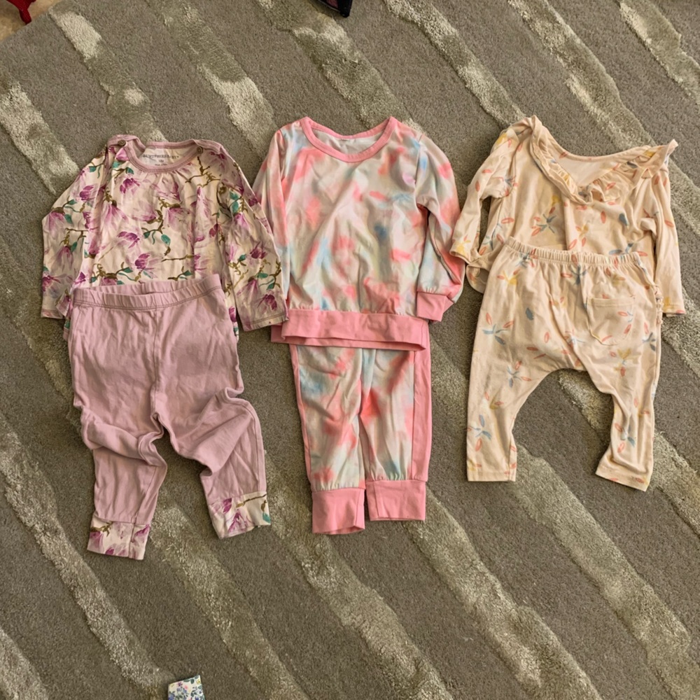 Infant girl three matching outfits